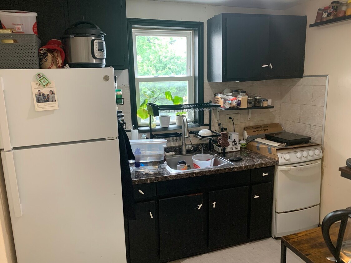 Foto principal - 180 Brighton Ave