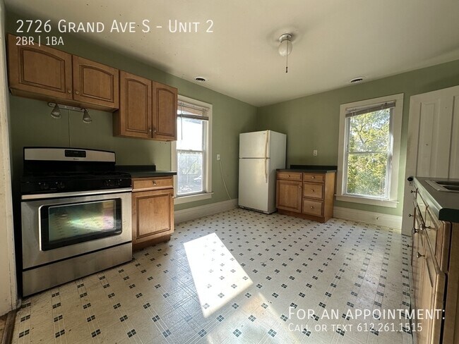 Foto del edificio - 2726 Grand Ave S