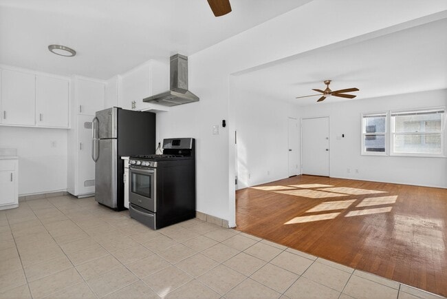 Building Photo - 525 Chestnut Ave