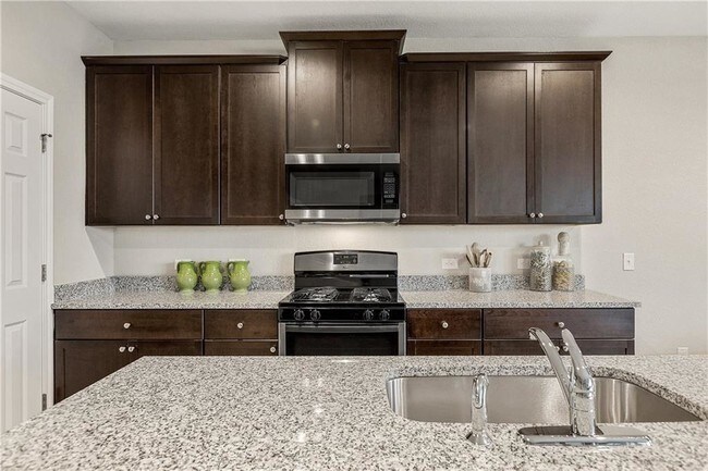 Foto del edificio - 1317 Eagle Ridge Trail