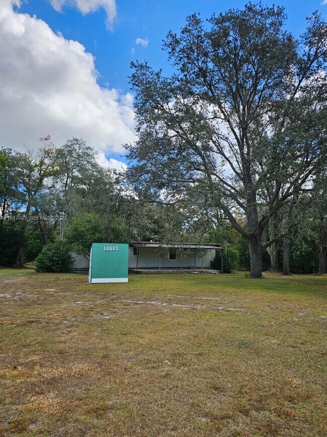 Foto del edificio - 18620 Wildlife Trail