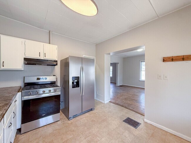 Foto del edificio - Short