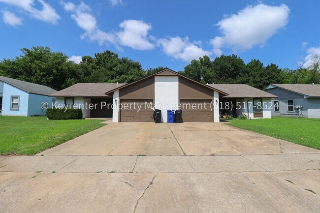 Foto del edificio - 4902 S Gum Ave
