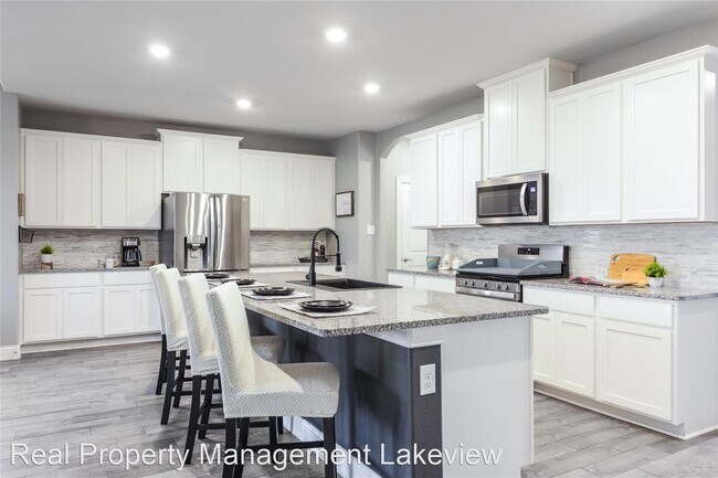 Foto del edificio - 5 br, 3.5 bath House - 2801 Cerro Ranch Rd