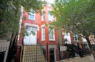 Building Photo - 1718 W Pierce Ave