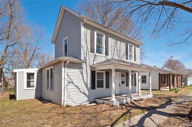 Foto principal - 214 E 3rd St