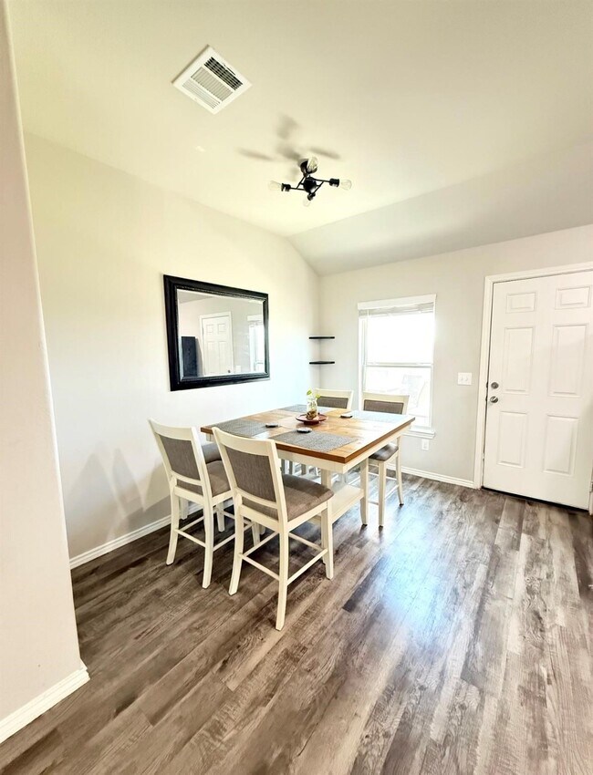 Foto del edificio - 21023 Twining Rose Ln
