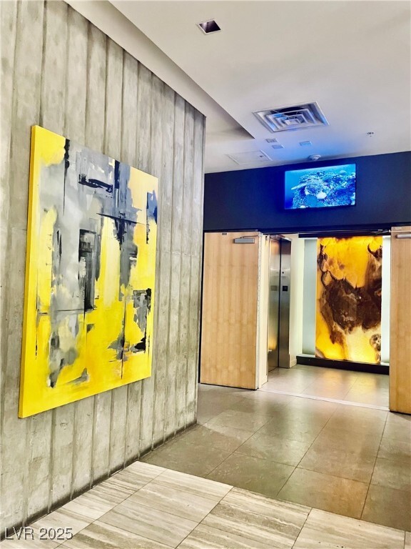 Building Photo - 353 E Bonneville Ave Building Photo - 353 E Bonneville Ave