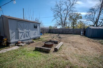 Building Photo - 505 Cypress Dr