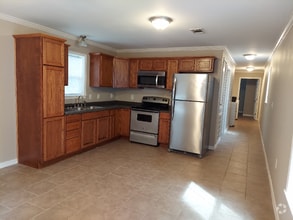 Building Photo - 10200 MS-613