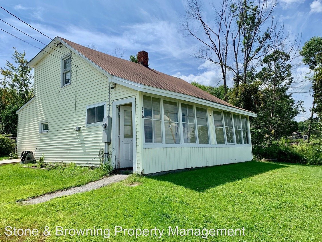 Primary Photo - 2 br, 1 bath House - 140 Websterville Rd.