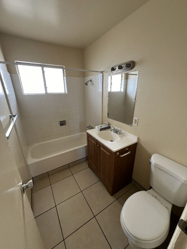 224 E Granger Ave Unit 11, Modesto, CA 95350 Room for Rent in Modesto