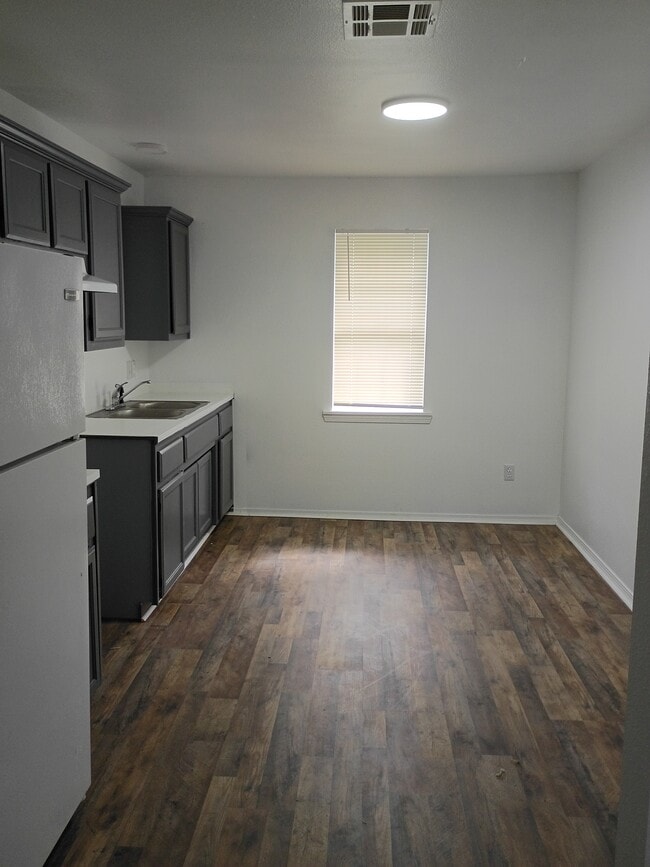 Kitchen/dining - Winchester Estates Apartments