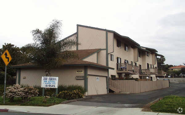 Primary Photo - 3300 Eureka Pl