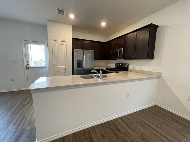 Building Photo - 14229 Sandrock Bnd