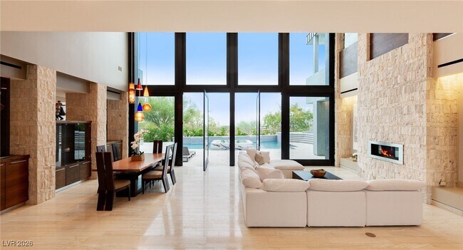 Foto del edificio - 98 Sun Glow Ln