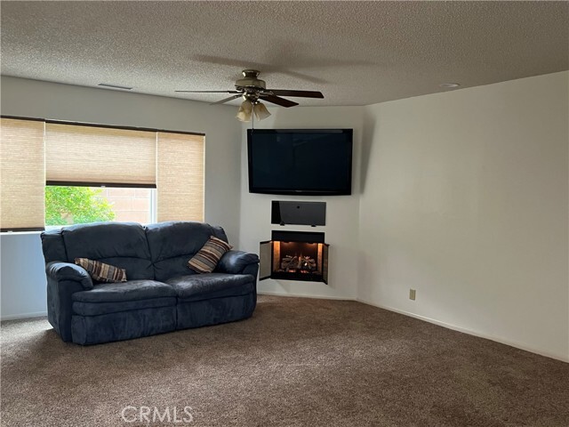Primary Photo - 620 Lassen Way