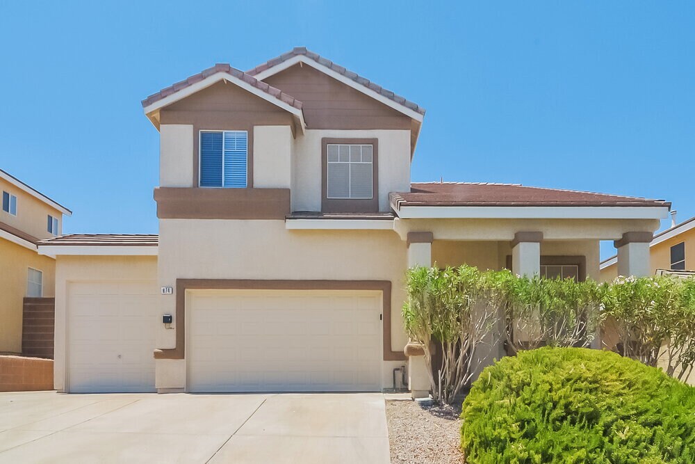 Foto principal - 674 Pacific Cascades Dr
