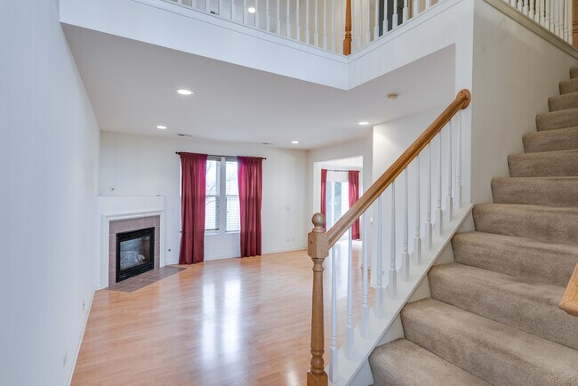 Building Photo - 1106 Bromley Ct