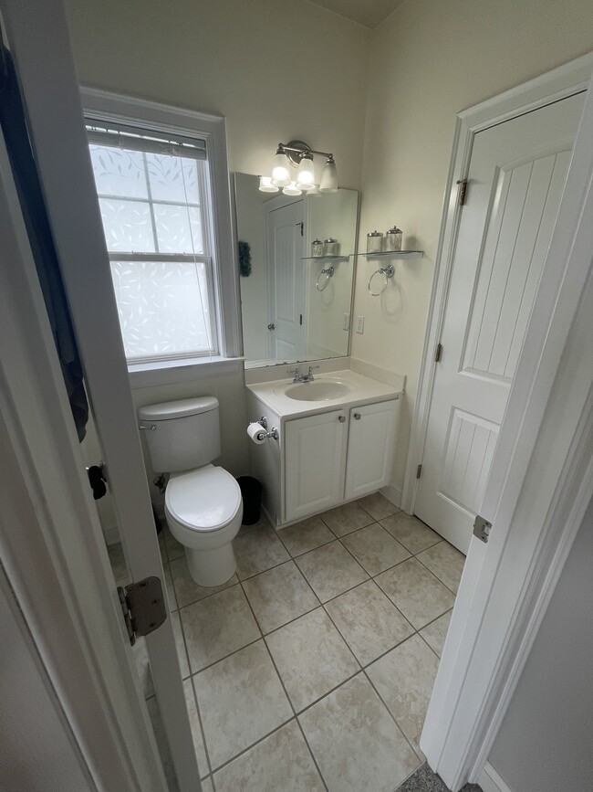 Building Photo - 7706 Alexander Promenade Pl