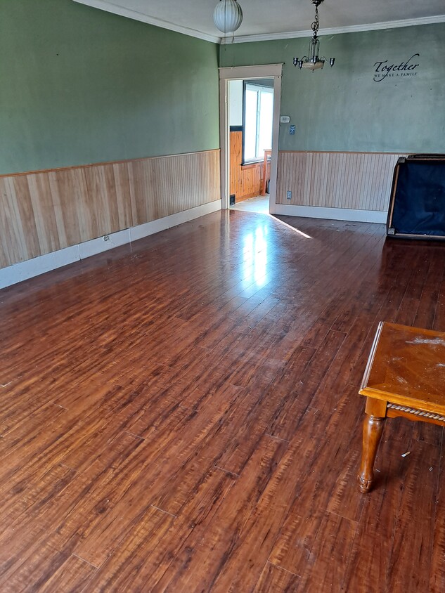 Living rm dining room area - 2603 Seneca St