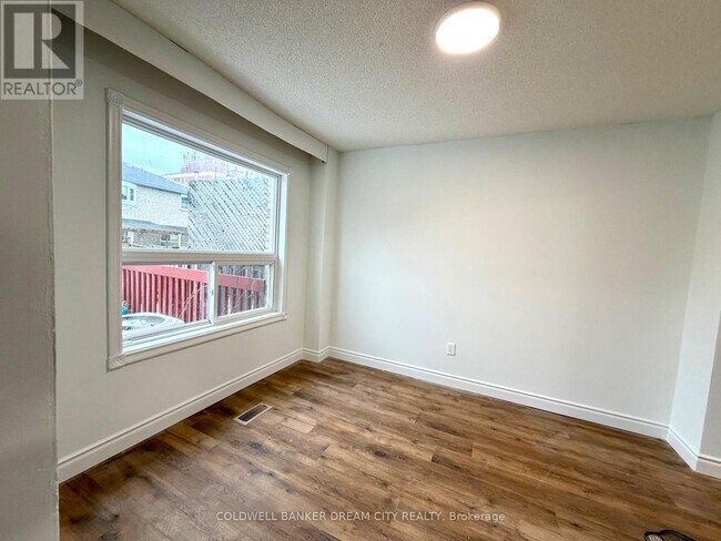 Building Photo - 1031 Blizzard Rd