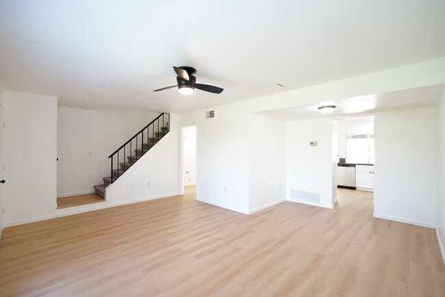 Building Photo - Spacious 3-Bedroom Home with 2-Car Garage in Riverside!