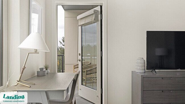 Foto del edificio - 3158 SW 12th Ave