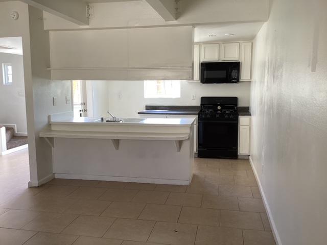 Building Photo - 43615 Stanridge Ave