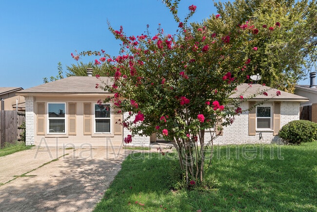 Building Photo - 417 Green Canyon Dr
