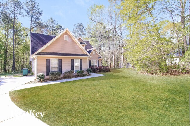 Building Photo - 531 Judith Court.