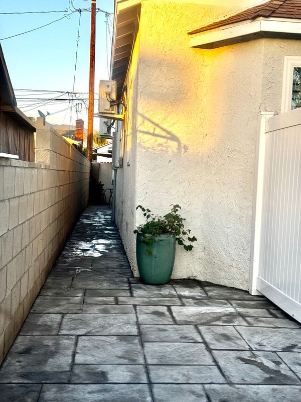 Foto del edificio - 617 Mott St