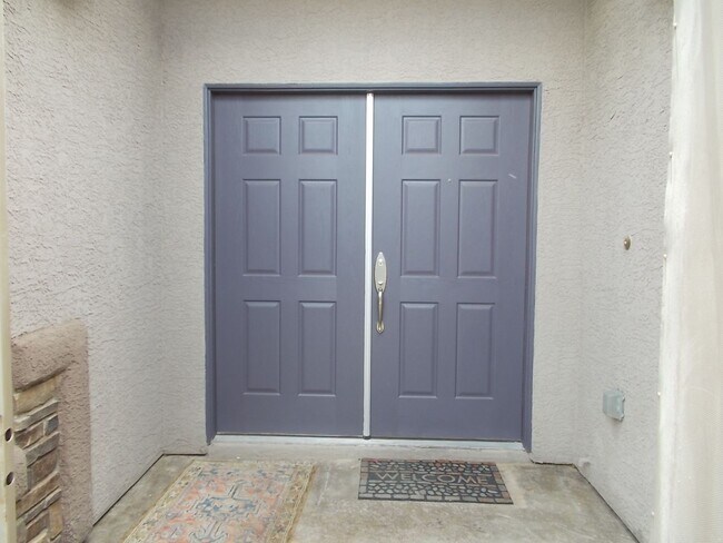 Building Photo - Stunning 4-Bedroom Ranch-Style Rental with Resort-Style Backyard!
