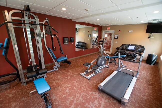 Foto del edificio - 2493 Sweet Home Rd