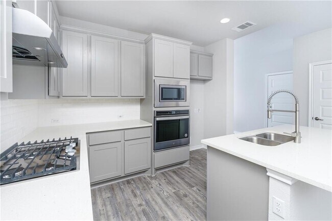 Building Photo - 1613 Winding Stream Trail