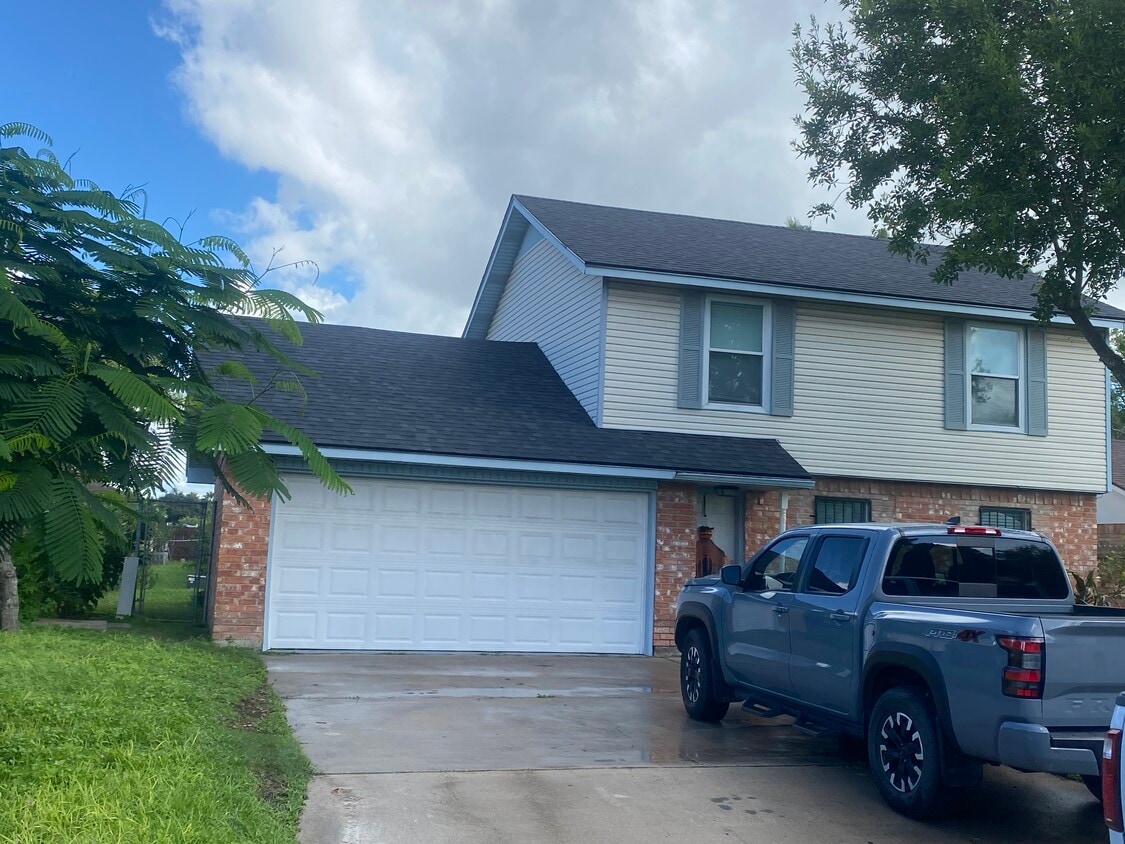 Foto principal - 54 Woodmere Ct