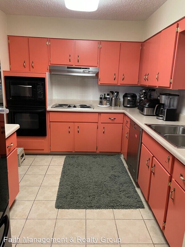Building Photo - 2 br, 2 bath House - 409 S. Perkins Rd. Apt 3