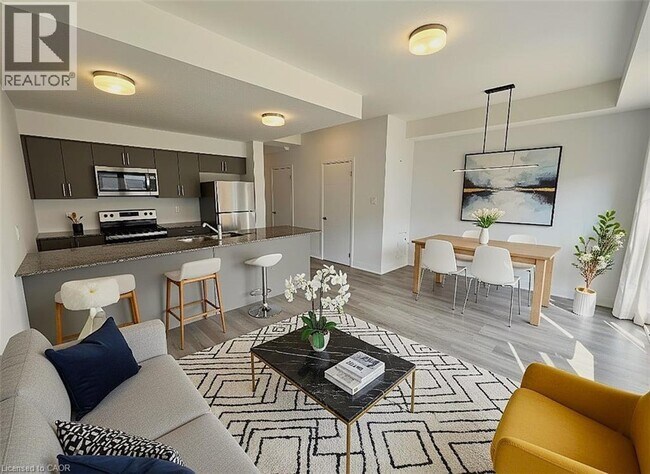 Building Photo - 20 Steele Cres