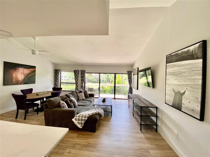 Foto principal - 11863 Wimbledon Cir