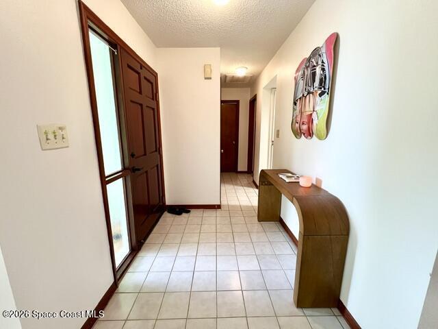 Building Photo - 2108 Rosewood Dr