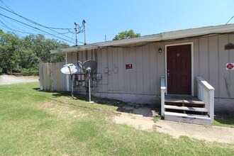 Building Photo - 5207 Charbar Dr