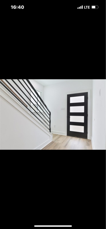 Building Photo - 8220 Bonaire St
