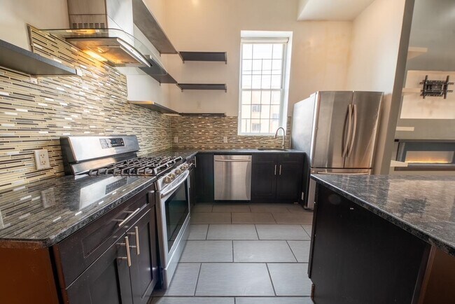 Foto del edificio - 4012 Liberty Ave