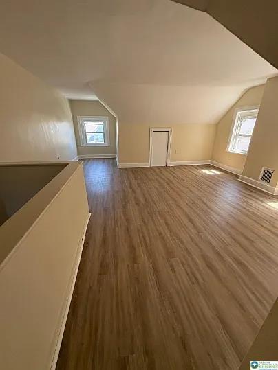 Foto del edificio - 520 Fiot Ave