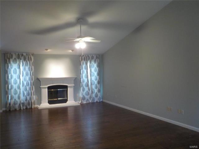 Building Photo - 8010 Knights Crossing Dr