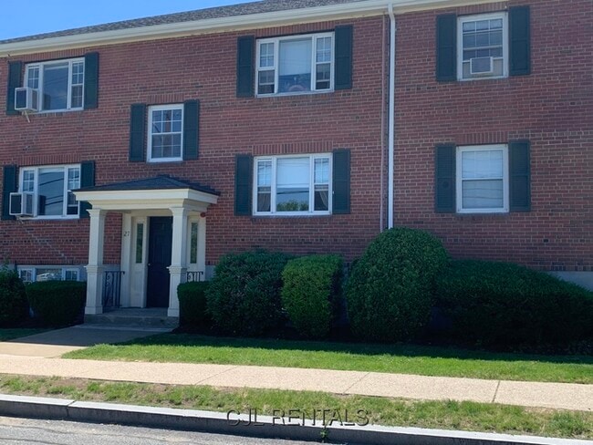 Photo - 27 N Union St Apartment