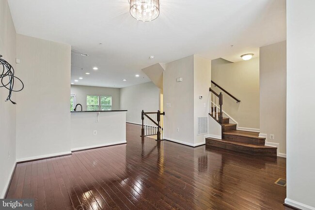 Building Photo - 11675 Emerald Green Dr