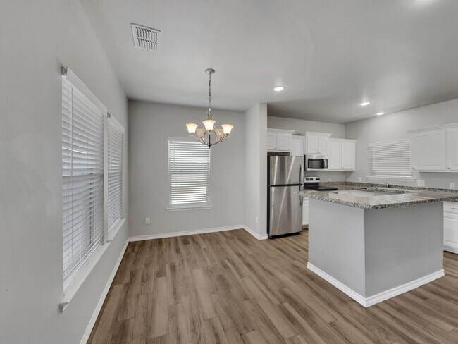 Foto del edificio - 6040 24th St