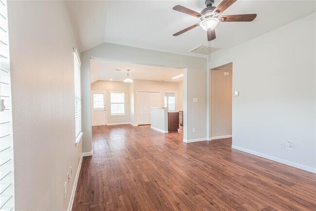 Building Photo - 14950 Hidalgo Valley Ln
