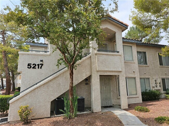 Foto del edificio - 5217 Caspian Springs Dr